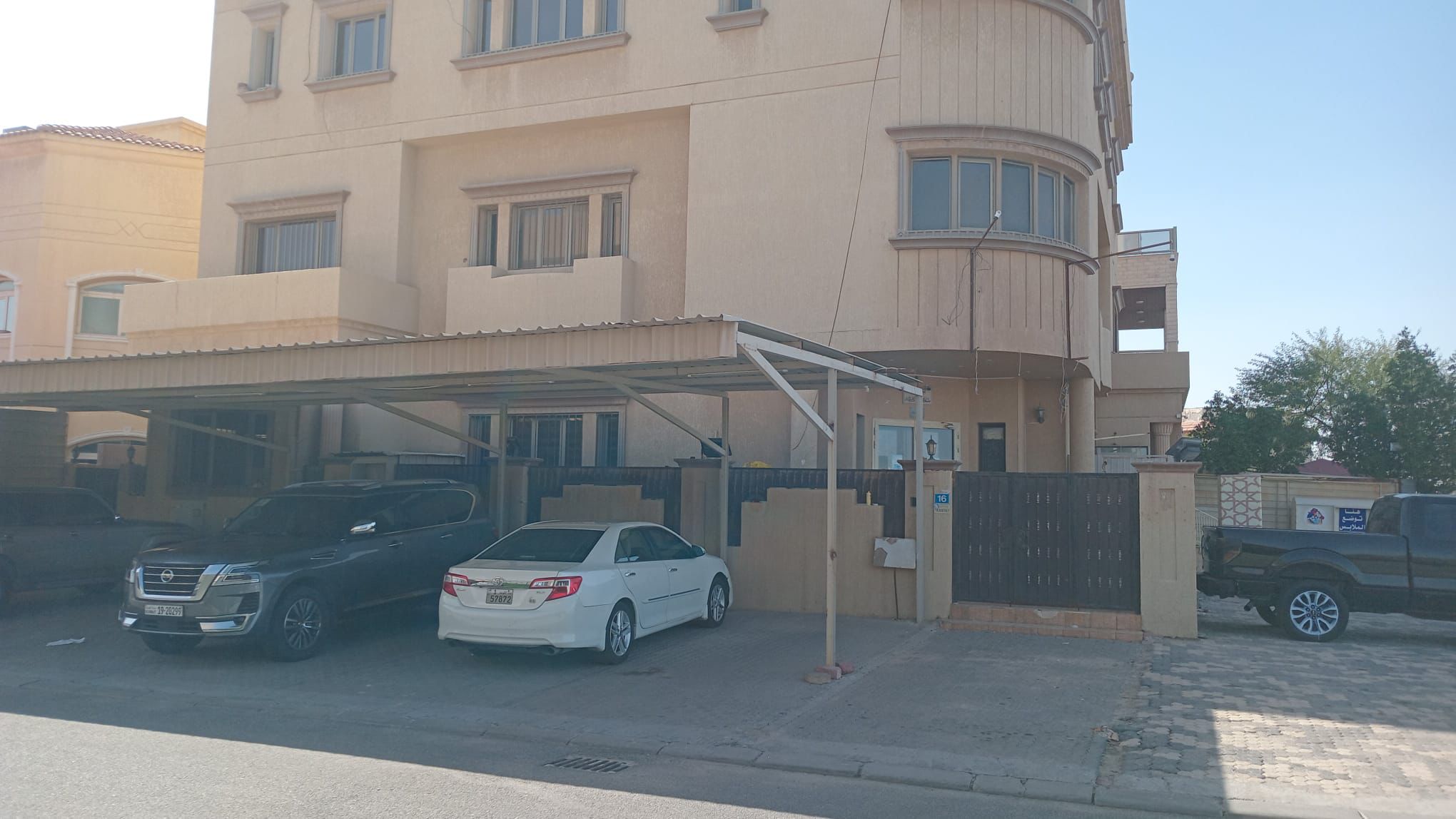 للايجار دورين في عبدالله المبارك